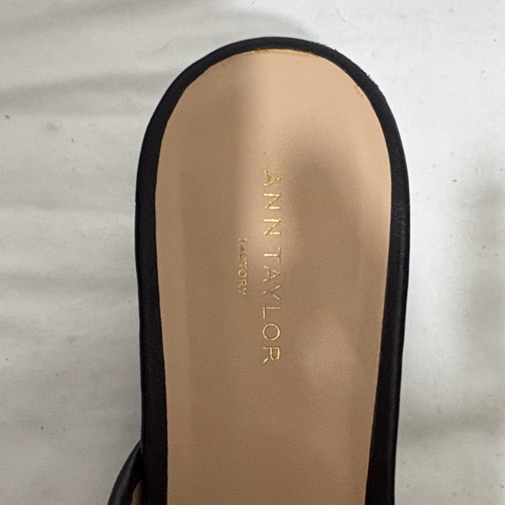 Ann Taylor Black and Cream Women's Mules - Picture 2 of 6